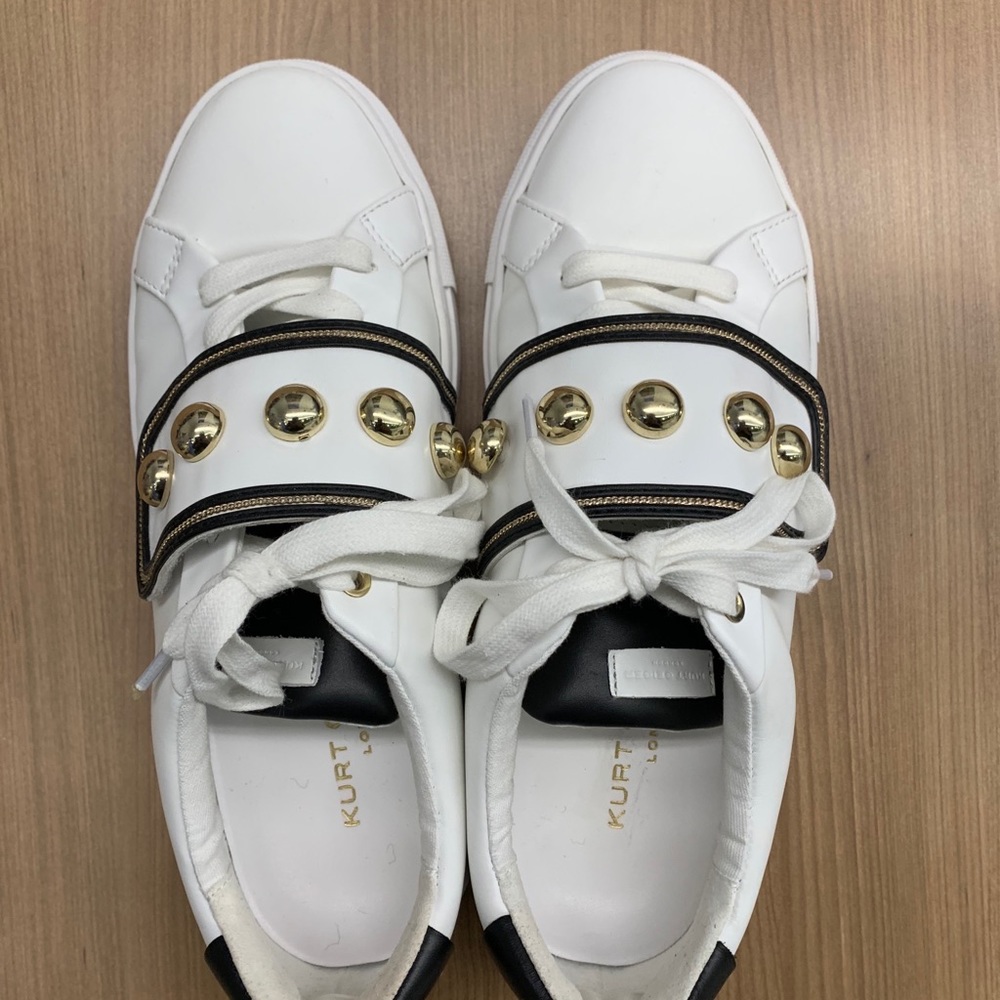 Women’s sneakers - Picture 10 of 13